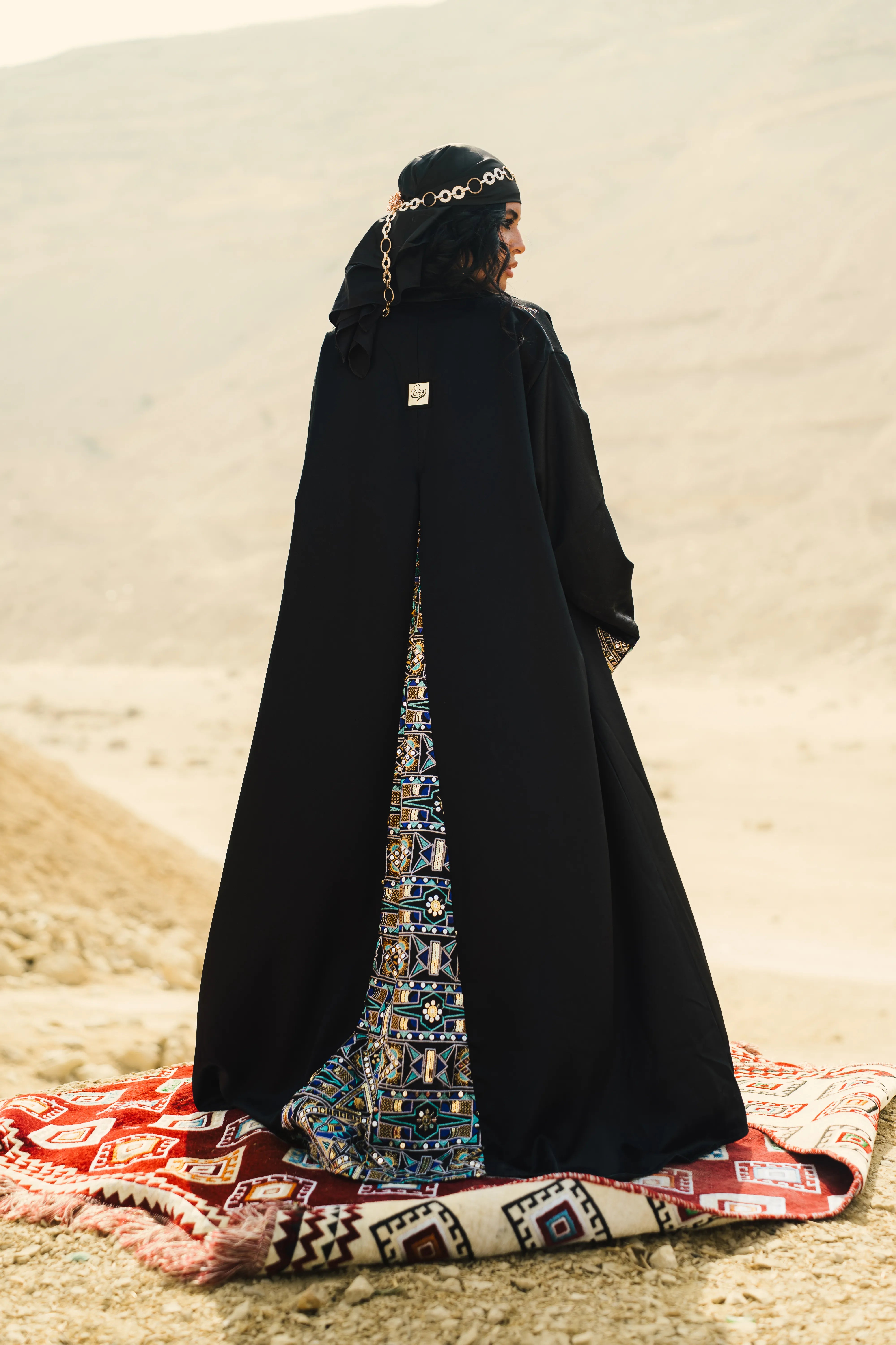 The ZWIENA Abaya